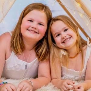 Meet your Posher, Lorren